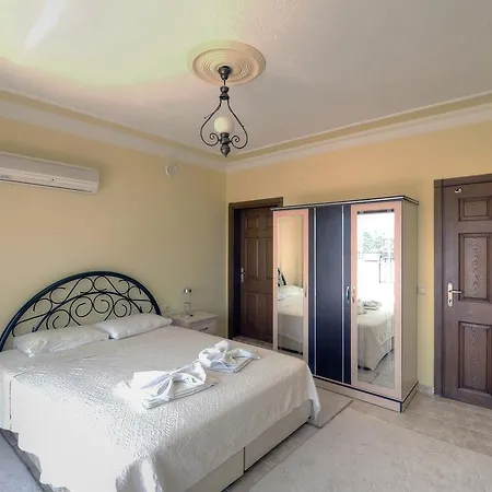 Villa Yasemin 2 *